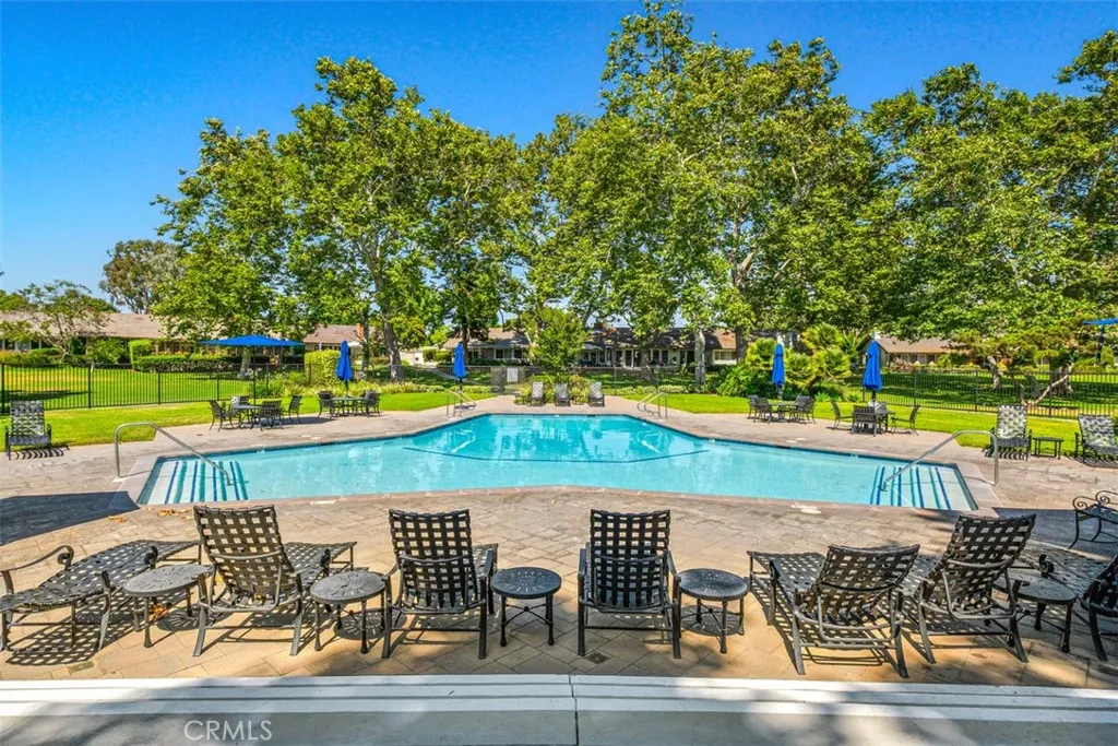 Additional image 30 of 525 Vista Flora, Newport Beach, CA 92660