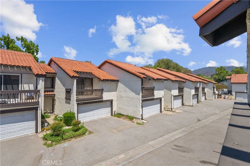 Additional image 88 of 20931 Judah Lane Unit 35, Newhall, CA 91321