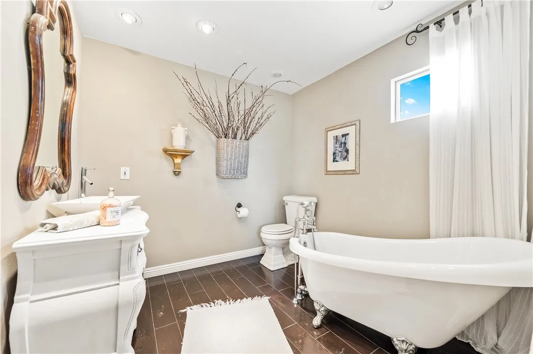 Additional image 114 of 18576 Vallarta Dr, Huntington Beach, CA 92646