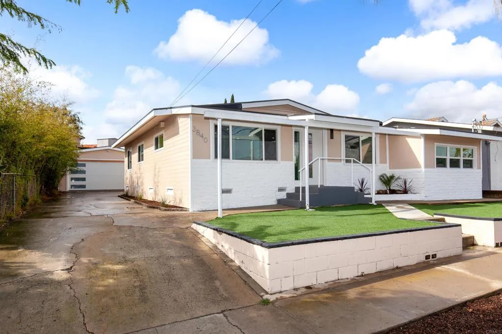 Additional image 8 of 3840 Tomahawk Lane, San Diego, CA 92117