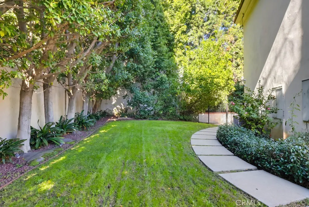 Additional image 136 of 1805 Outpost Drive, Los Angeles, CA 90068