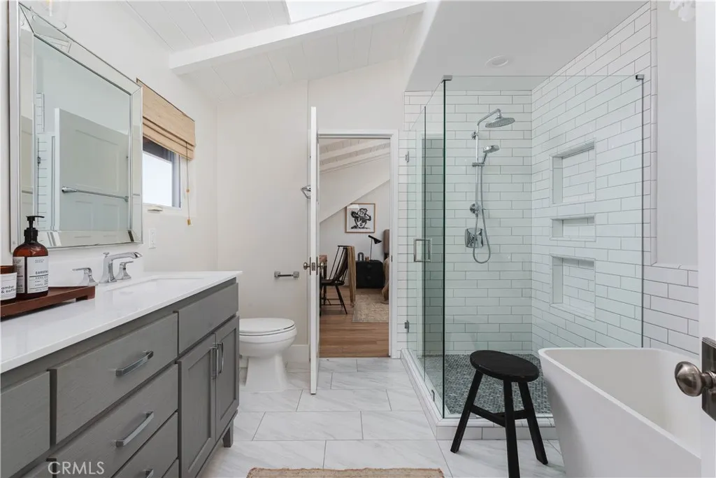 Additional image 19 of 1136 Highland Dr, Newport Beach, CA 92660