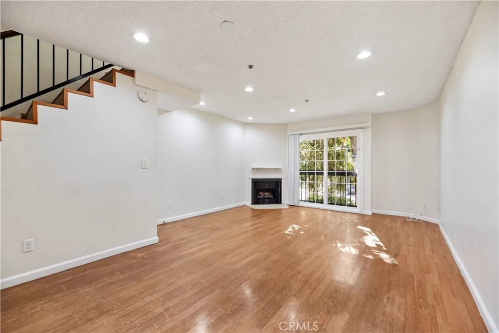 Additional image 66 of 147 W Acacia Avenue Unit#104, Glendale, CA 91204