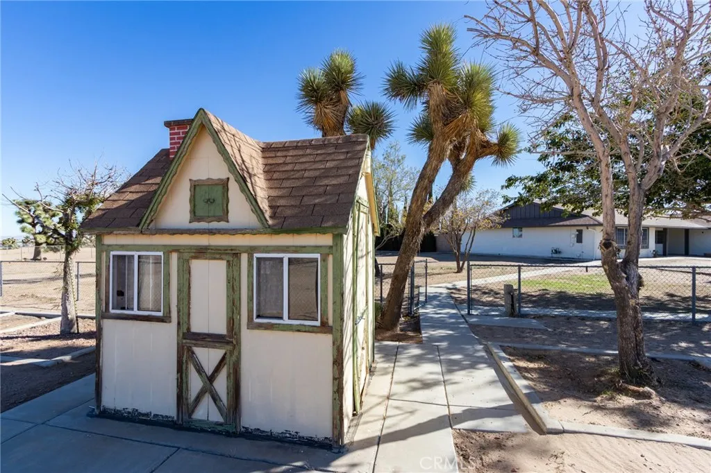 Additional image 118 of 10731 Anaconda Avenue, Oak Hills, CA 92344