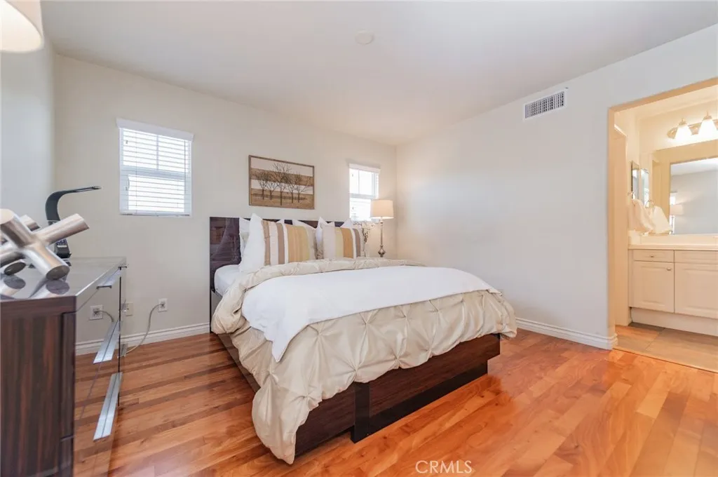 Additional image 26 of 10 Flyers Ln, Tustin, CA 92782