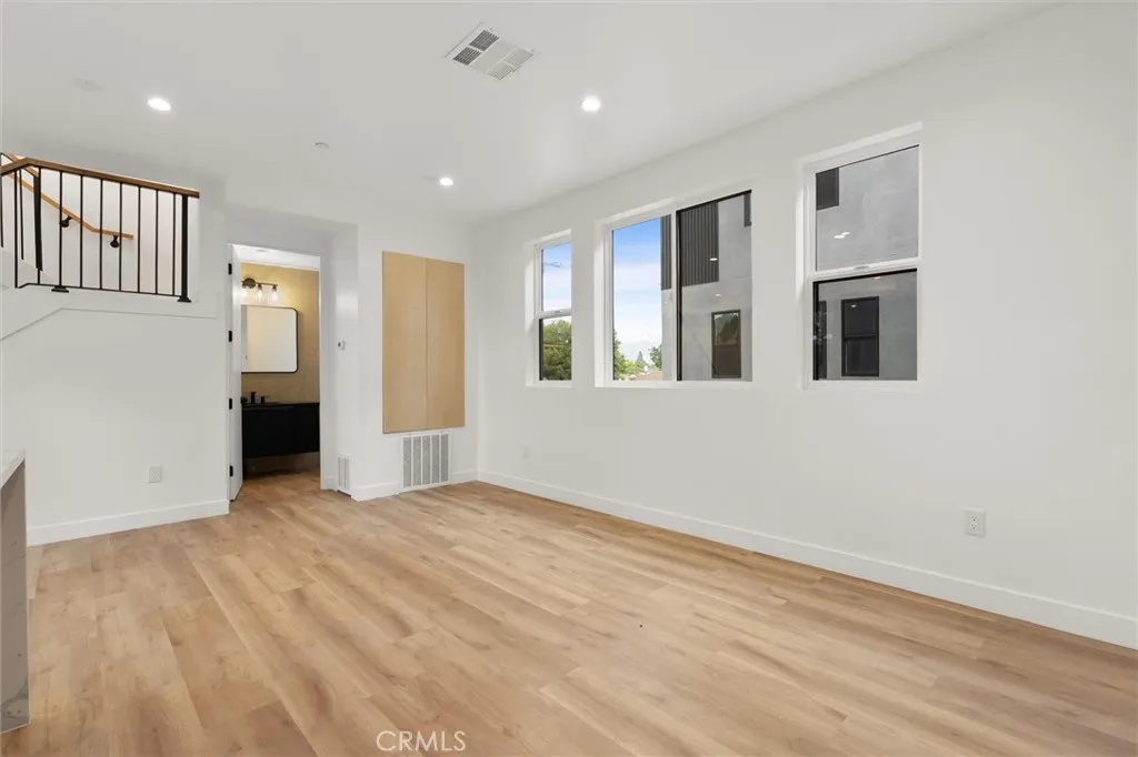 Additional image 50 of 11410 W Calvert Street, North Hollywood, CA 91606