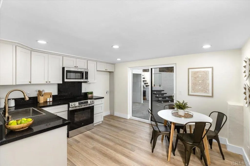 Additional image 100 of 2918 Fairview Dr, Vista, CA 92084