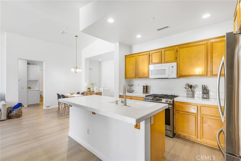 Additional image 11 of 27946 John F Kennedy Dr Unit A, Moreno Valley, CA 92555