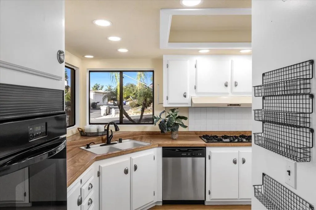 Additional image 11 of 18218 Paradise Mountain Road Unit SPC 206, Valley Center, CA 92082