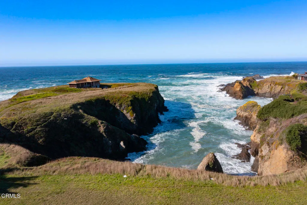 Additional image 103 of 45525 S Caspar Drive, Mendocino, CA 95460