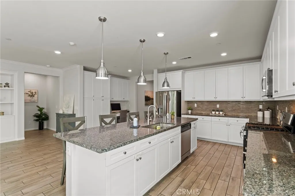 Additional image 30 of 17948 Milkweed Ln, San Bernardino, CA 92407