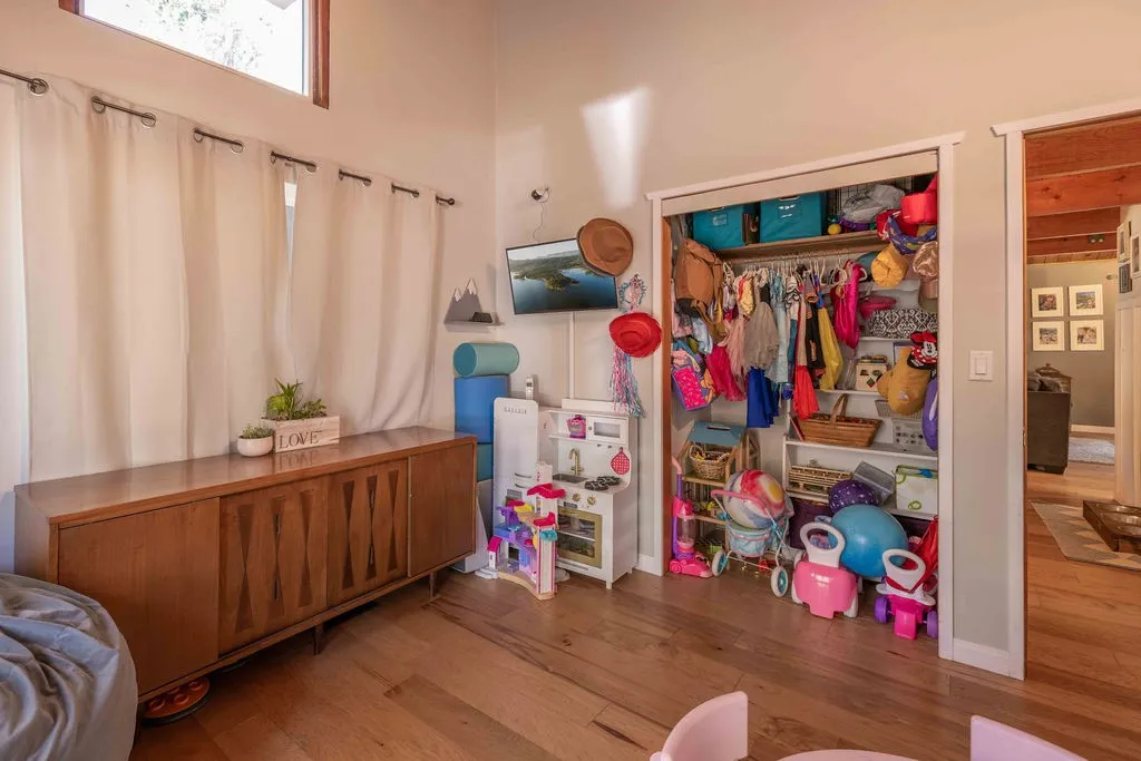 Additional image 14 of 945 Tinker Bell Avenue, Big Bear City, CA 92314