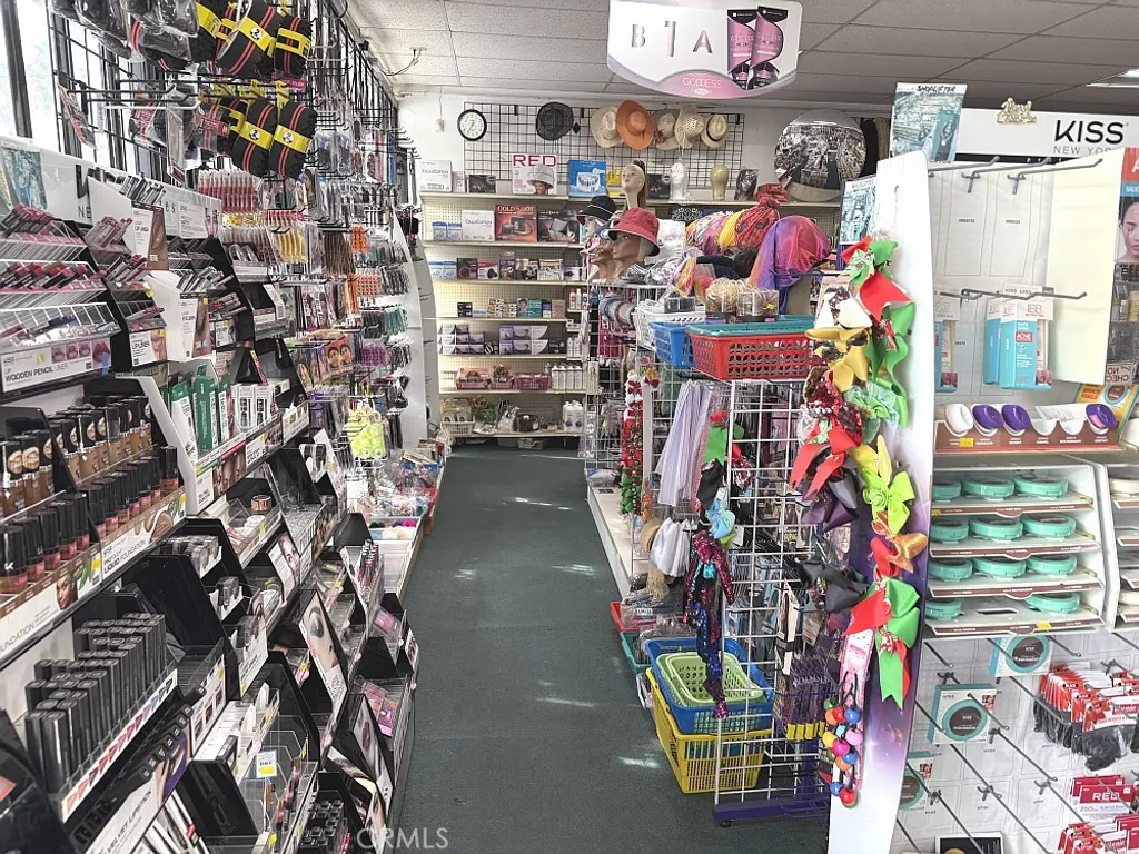 Additional image 3 of 8409 S 8th Avenue Unit C, Inglewood, CA 90305