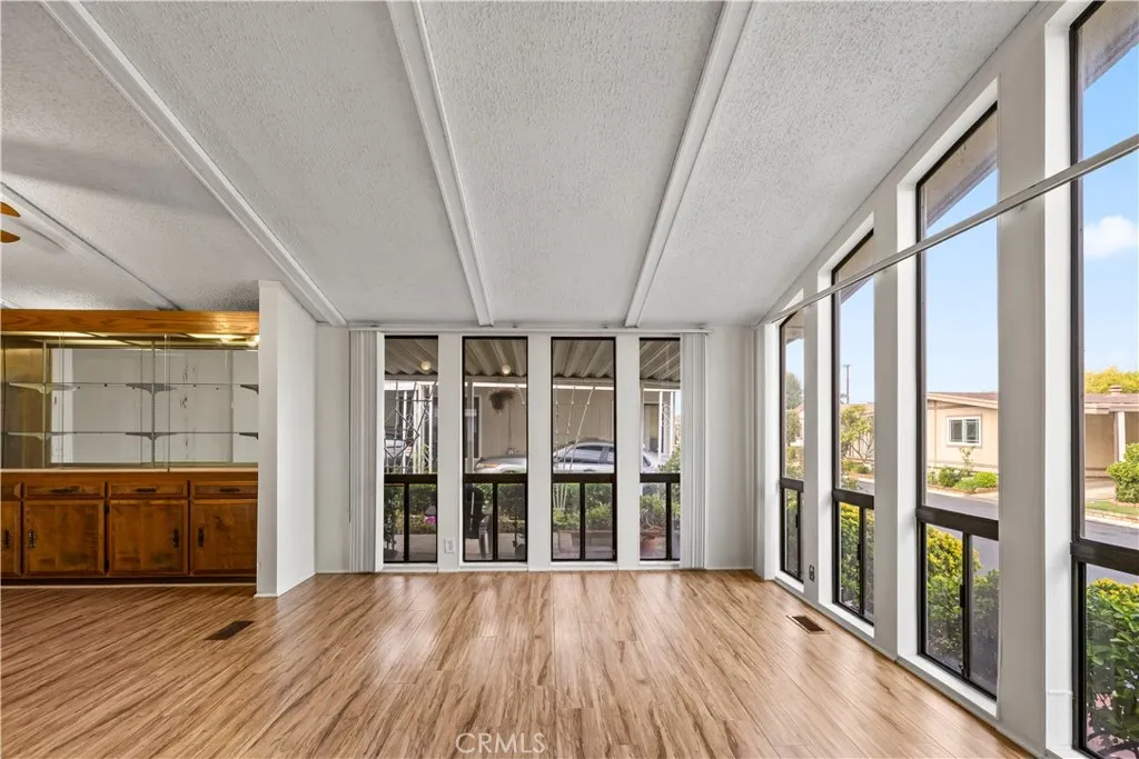 Additional image 12 of 1601 S Garey Ave, Pomona, CA 91766