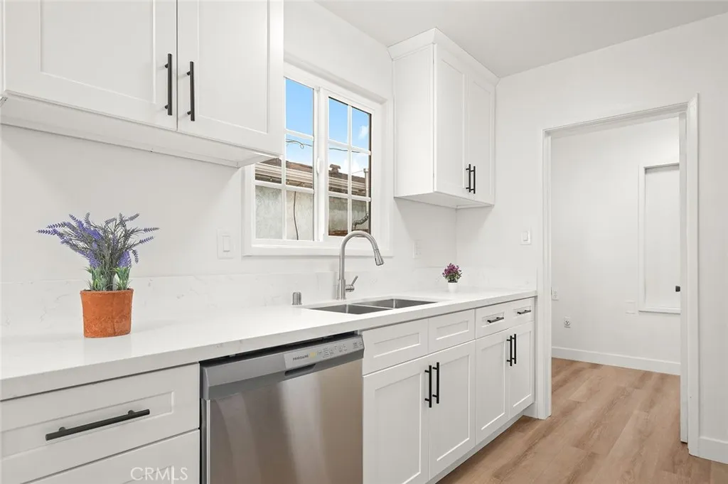 Additional image 11 of 3452 Kallin Ave, Long Beach, CA 90808