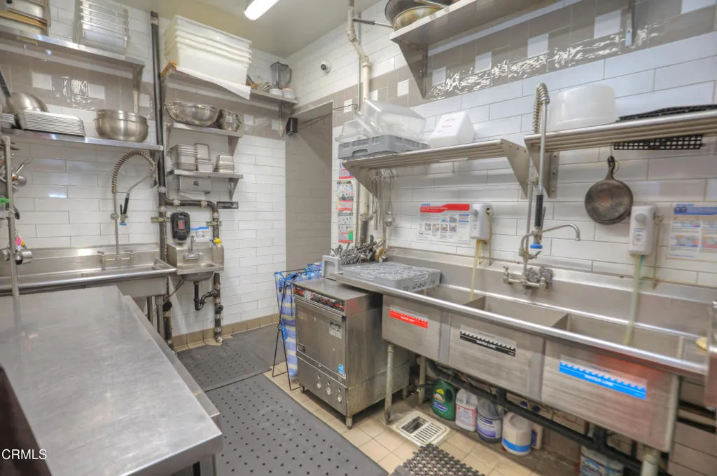 Additional image 10 of 817 E Main Street, Santa Paula, CA 93060