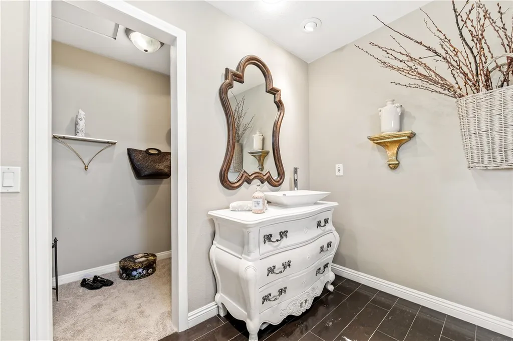 Additional image 52 of 18576 Vallarta Dr, Huntington Beach, CA 92646