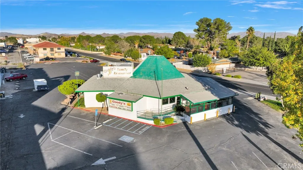 Additional image 81 of 14096 Green Tree Boulevard, Victorville, CA 92395