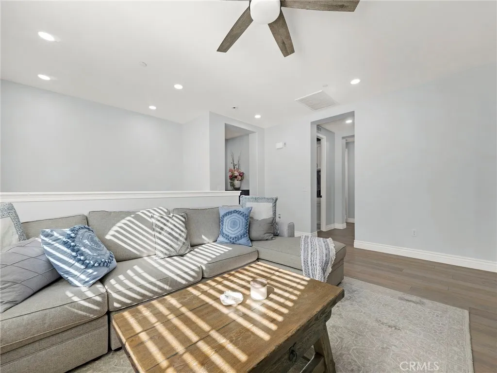 Additional image 6 of 27741 Claremore Way, Santa Clarita, CA 91350