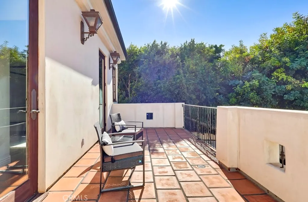 Additional image 50 of 1805 Outpost Drive, Los Angeles, CA 90068