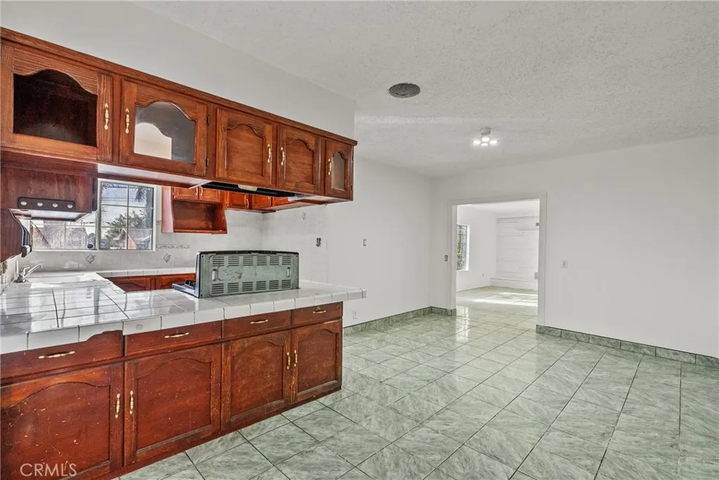 Additional image 75 of 12924 Sproule, Sylmar, CA 91342