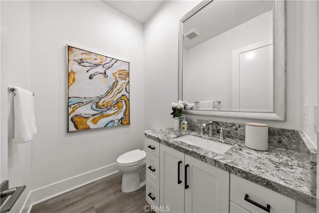 Additional image 61 of 59 Longchamp, Irvine, CA 92602