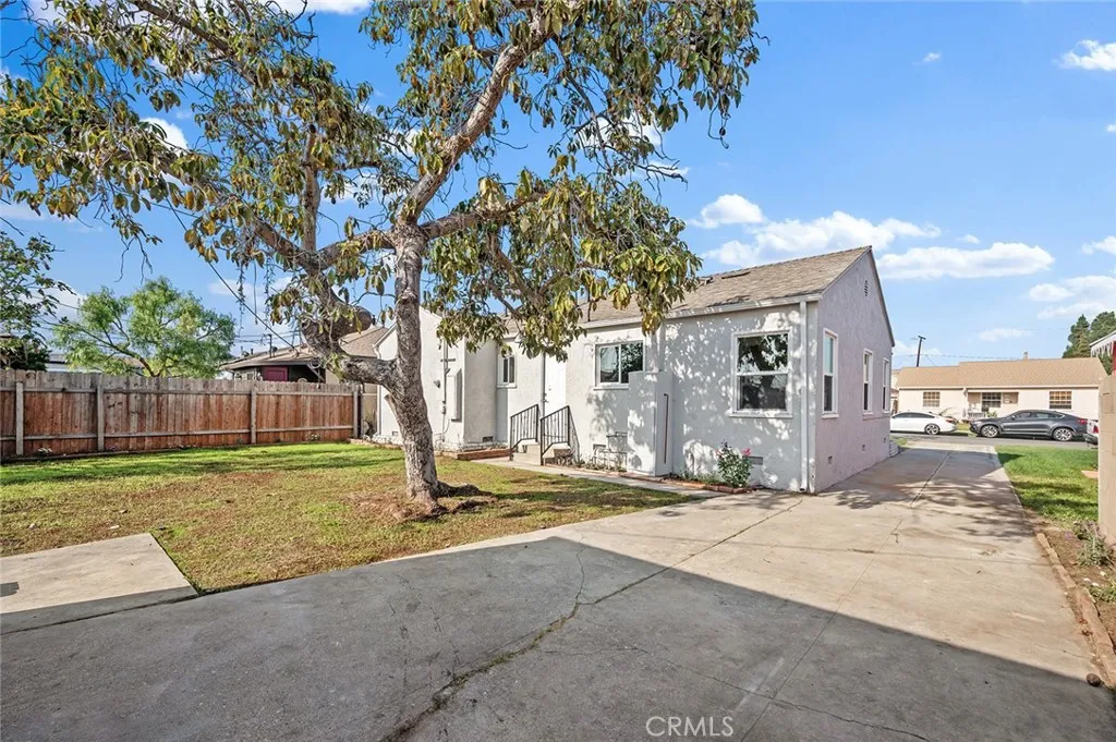 Additional image 35 of 924 W Almond Street, Compton, CA 90220