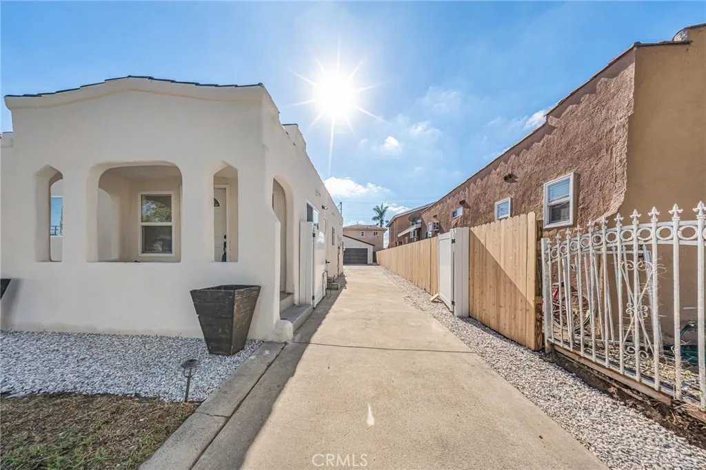 Additional image 5 of 622 W 99th St, Los Angeles, CA 90044