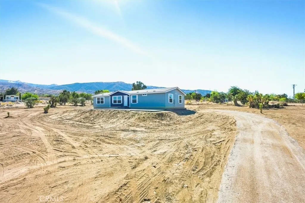 Additional image 38 of 13358 Buttonwood Street, Phelan, CA 92371