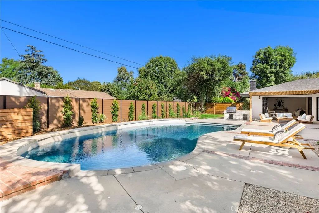 Additional image 32 of 17601 McCormick Street, Encino, CA 91316