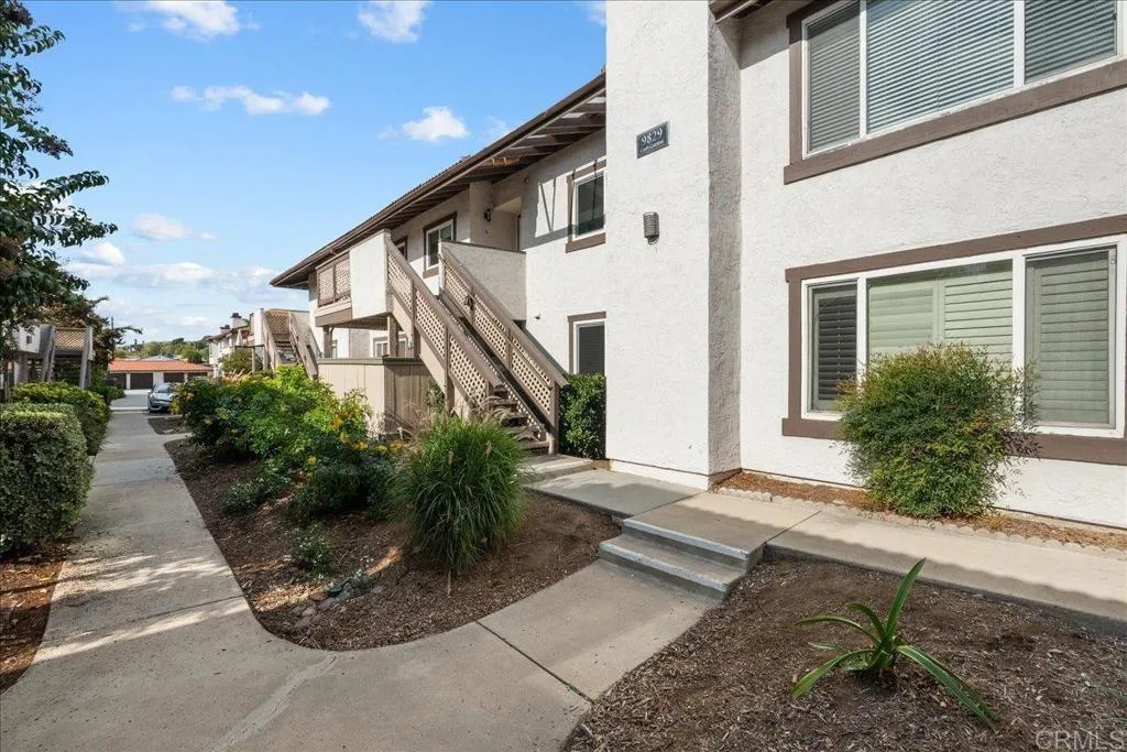 Additional image 2 of 9829 Caspi Gardens Drive Unit 6, Santee, CA 92071