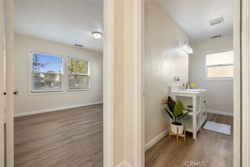 Additional image 59 of 212 N Santa Cruz Ave, Modesto, CA 95354