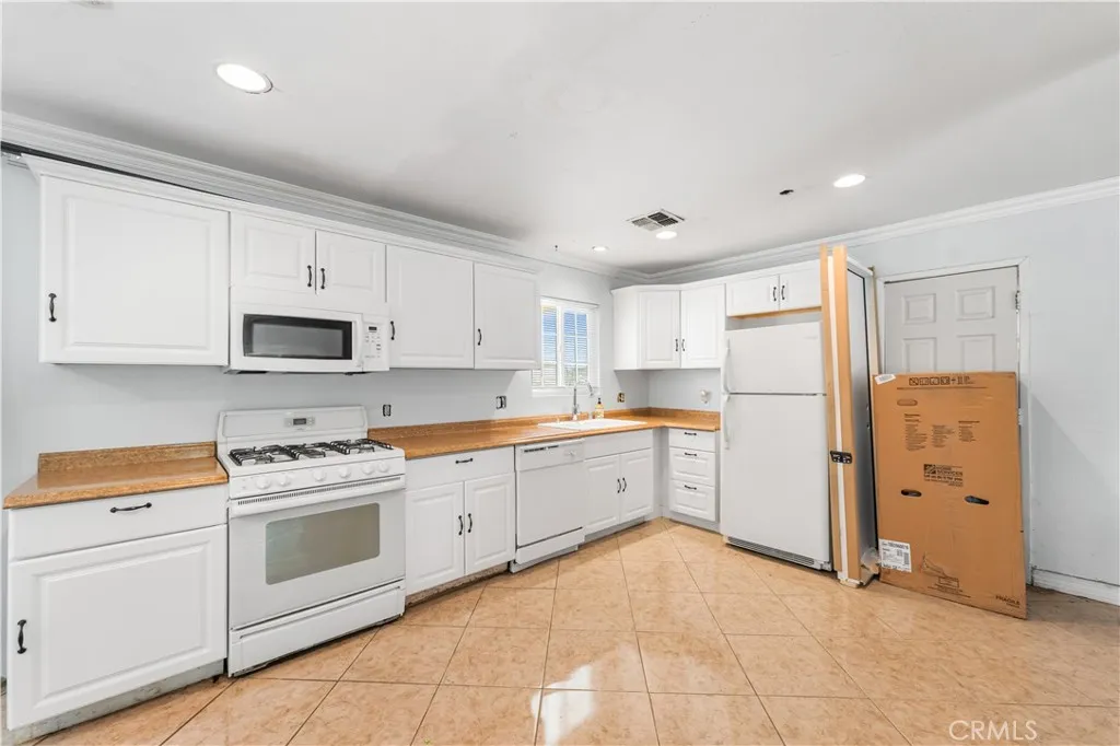 Additional image 32 of 7229 E Avenue U3, Littlerock, CA 93543