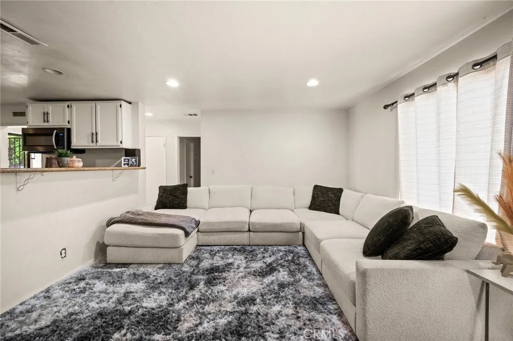 Additional image 4 of 43826 Beech Avenue, Lancaster, CA 93534