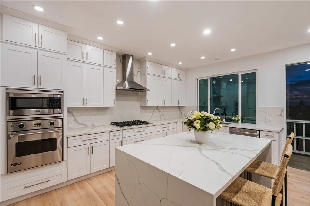 Additional image 50 of 2019 Sunset Plaza Drive, Los Angeles, CA 90069