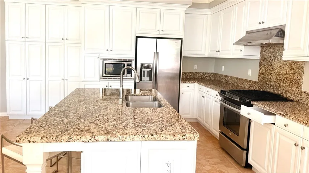 Additional image 5 of 24 Oakfield, Irvine, CA 92620