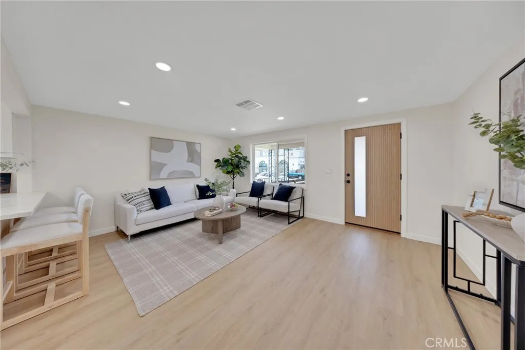 Additional image 6 of 132 N Rowan Avenue, Los Angeles, CA 90063