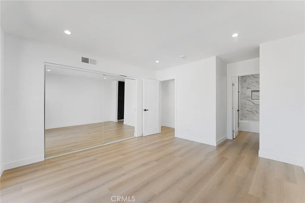 Additional image 52 of 10219 Pinewood Unit 2, Tujunga, CA 91042