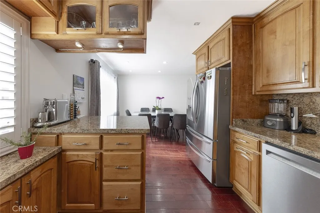 Additional image 52 of 9775 Via Roma, Burbank, CA 91504