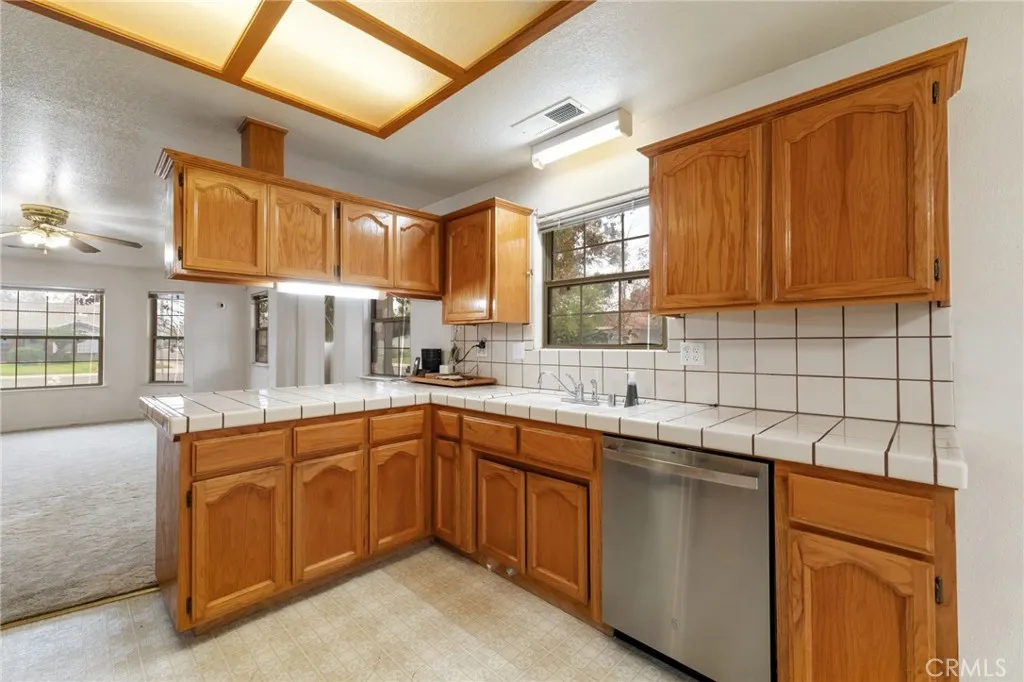 Additional image 11 of 952 Upp Court, Hanford, CA 93230