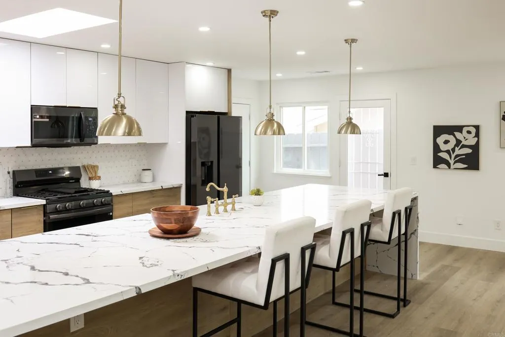 Additional image 20 of 4380 Rolfe Road, San Diego, CA 92117