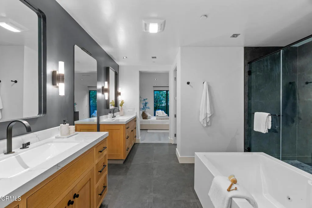 Additional image 55 of 432 N Oakhurst Drive Unit 104, Beverly Hills, CA 90210