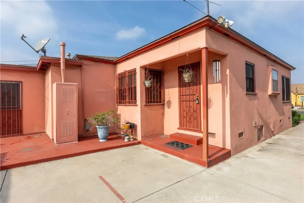 Additional image 41 of 2040 W 82nd Street, Los Angeles, CA 90047