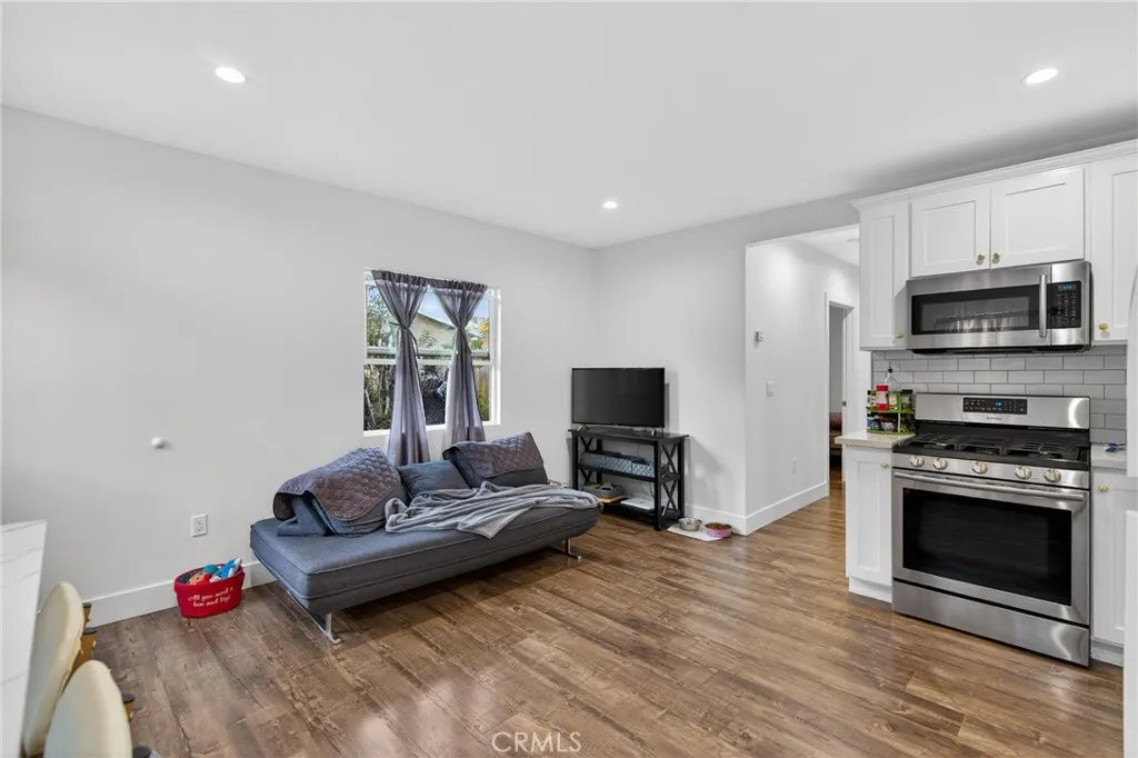 Additional image 42 of 3305 Montclair, Los Angeles, CA 90018