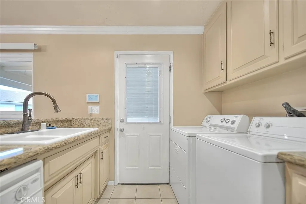 Additional image 25 of 633 S Indian Hill Blvd Unit C, Claremont, CA 91711