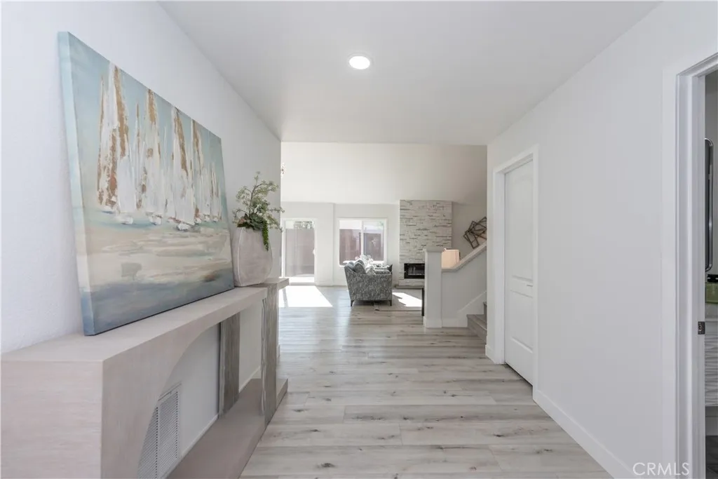 Additional image 4 of 39 Cape Cod, Irvine, CA 92620