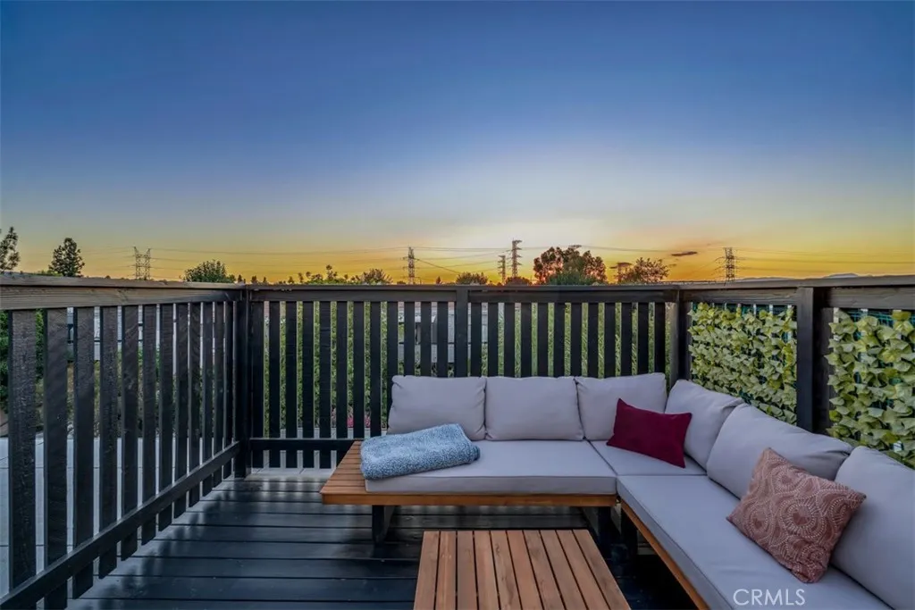 Additional image 49 of 18645 Hatteras Street Unit 230, Tarzana, CA 91356