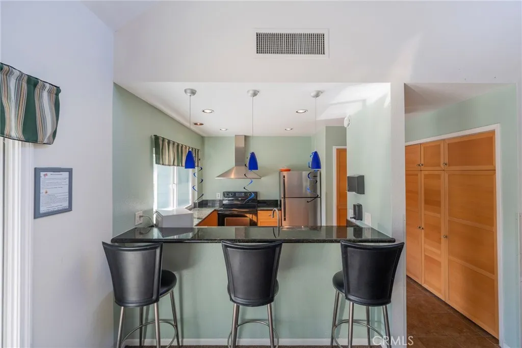 Additional image 34 of 6020 Bixby Village Dr Unit 63, Long Beach, CA 90803