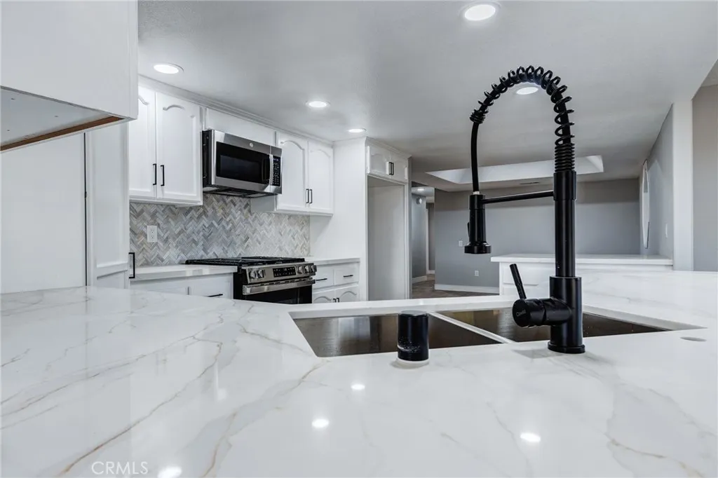 Additional image 25 of 10731 Anaconda Avenue, Oak Hills, CA 92344