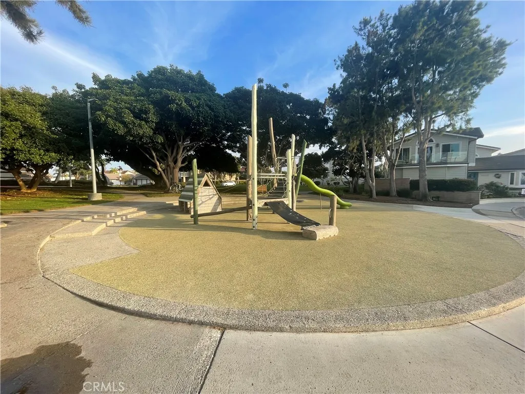 Additional image 131 of 16351 Spartan Circle, Huntington Beach, CA 92649